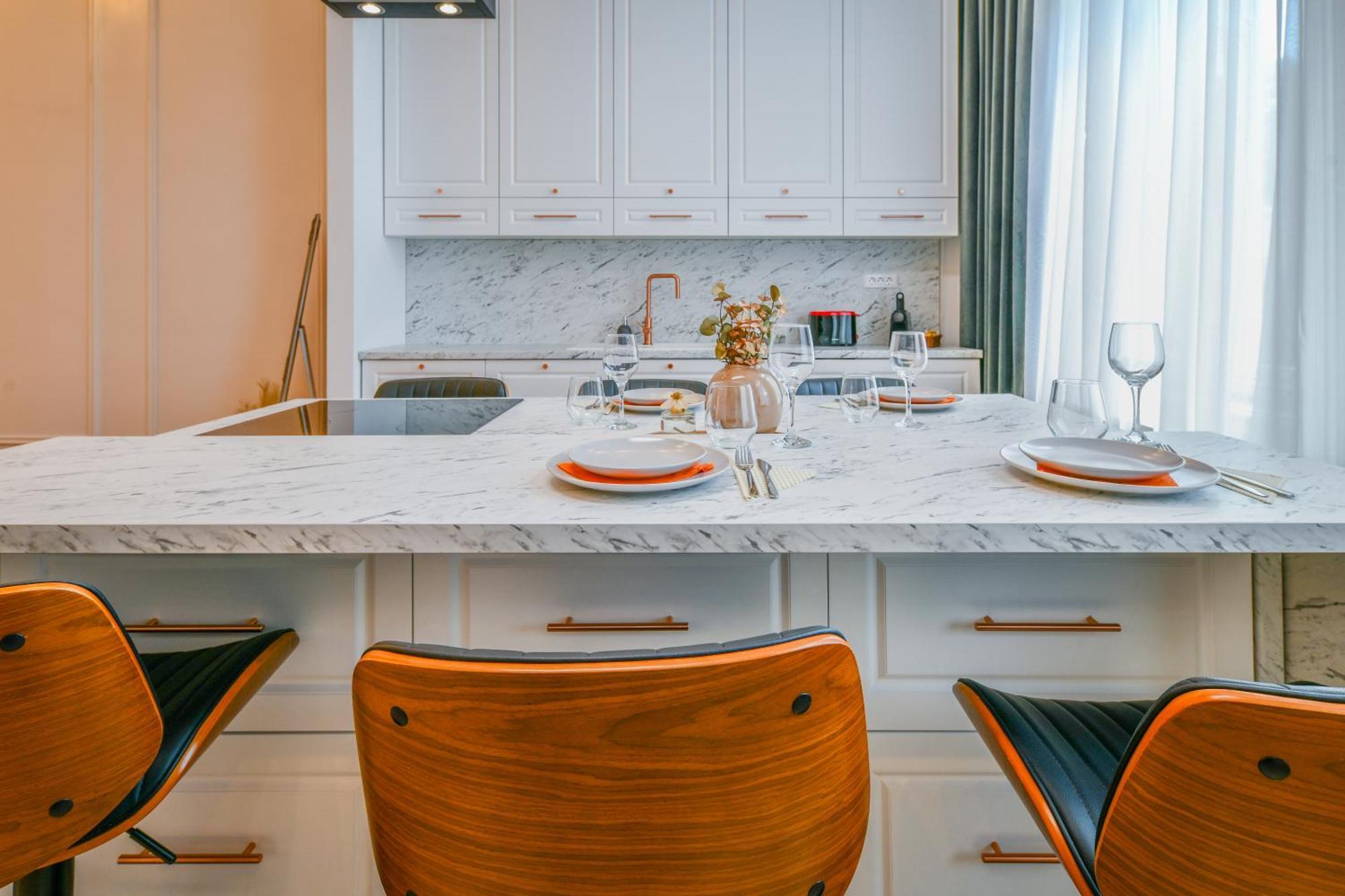 Center 2 Bedroom Escape Apartament